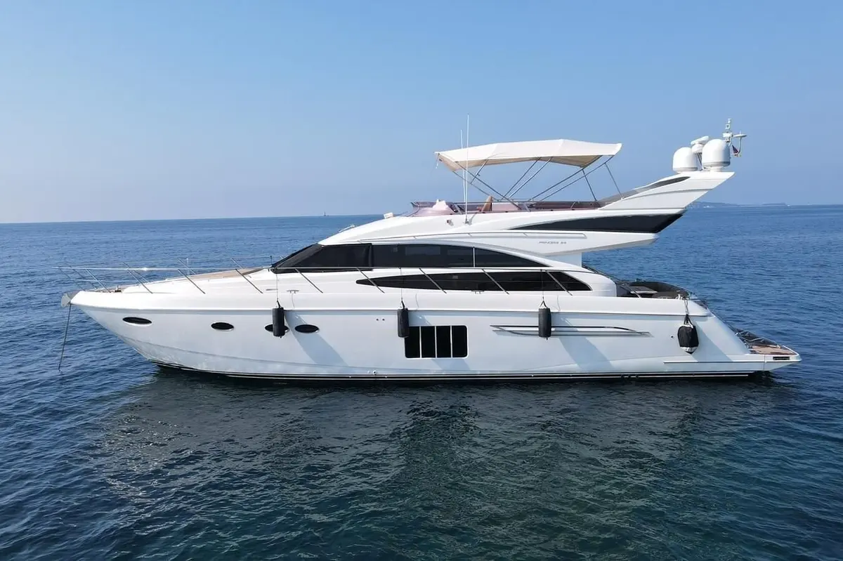 Princess 64 Fly, exterior — Ibiza charter yachts , Ibiza